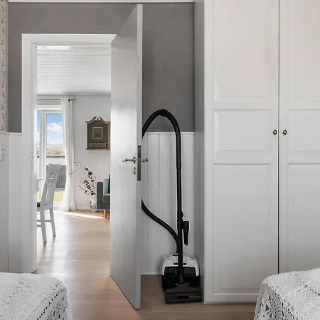 בית נופש 70210-ulfborg-vesterhavsgade-31 *