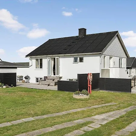 70210-ulfborg-vesterhavsgade-31 בית נופש *